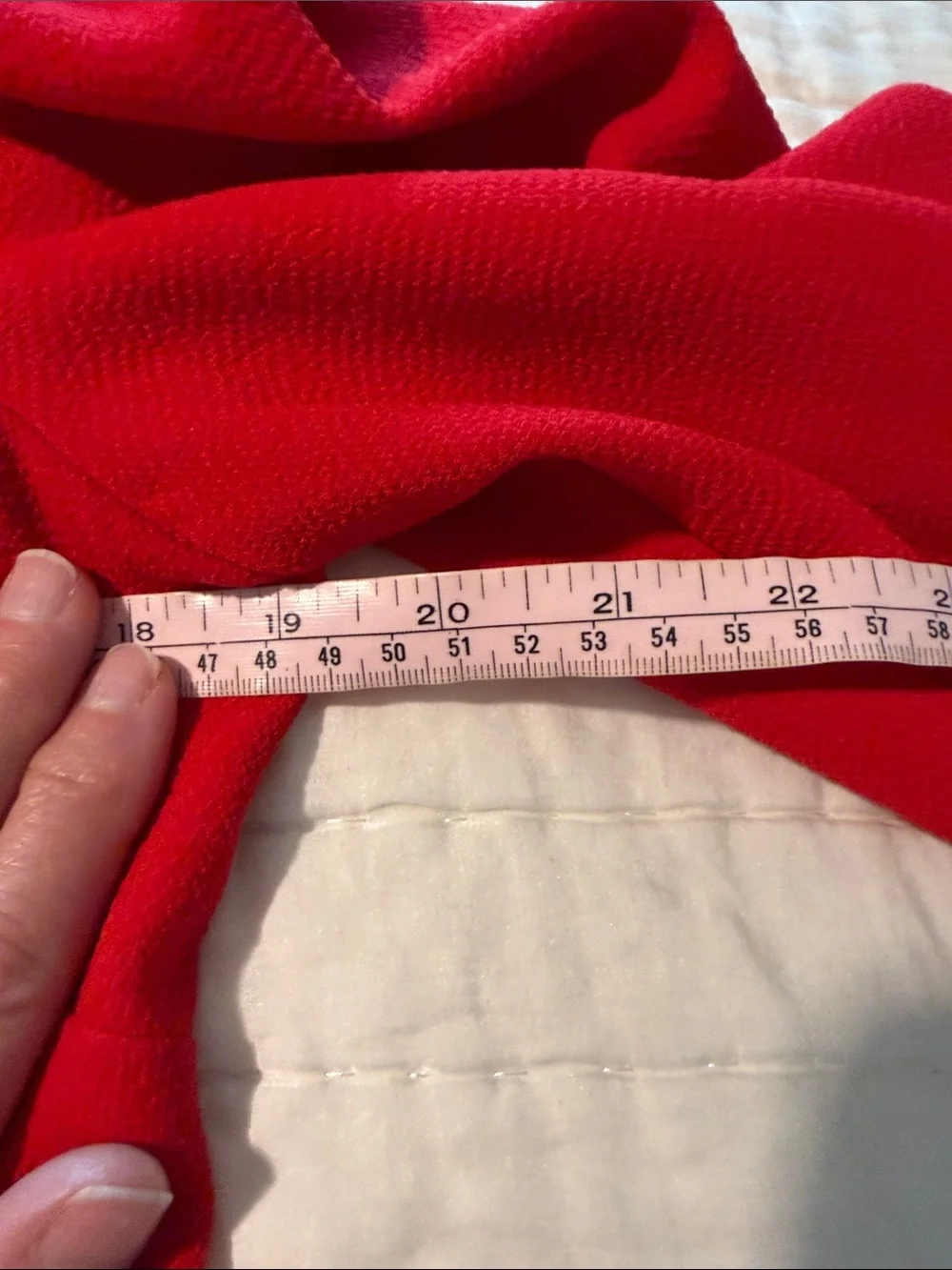 Vince Camuto Bold Red. Mid sleeve   Shift Dress. Size 8